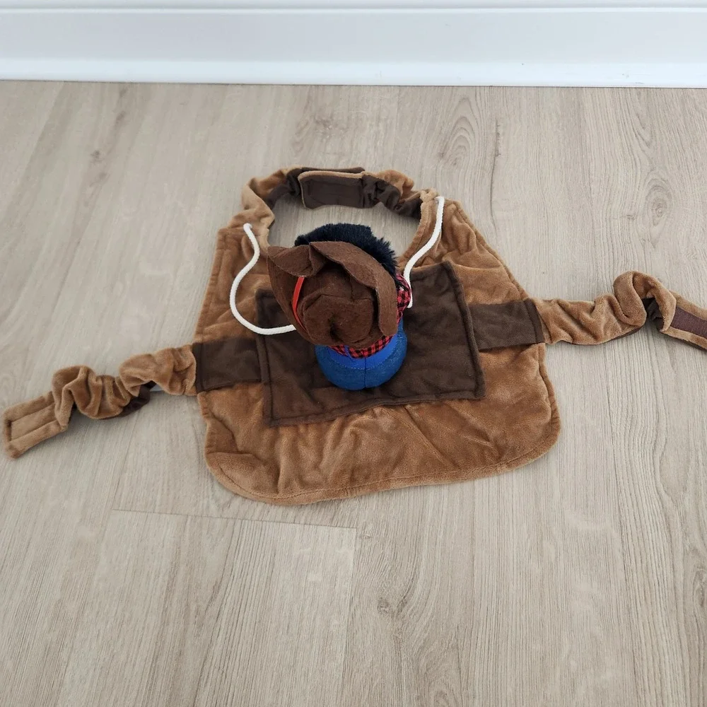 Spirit Halloween Cowboy Ride-On Dog Pet Costume Medium 25-44 lbs